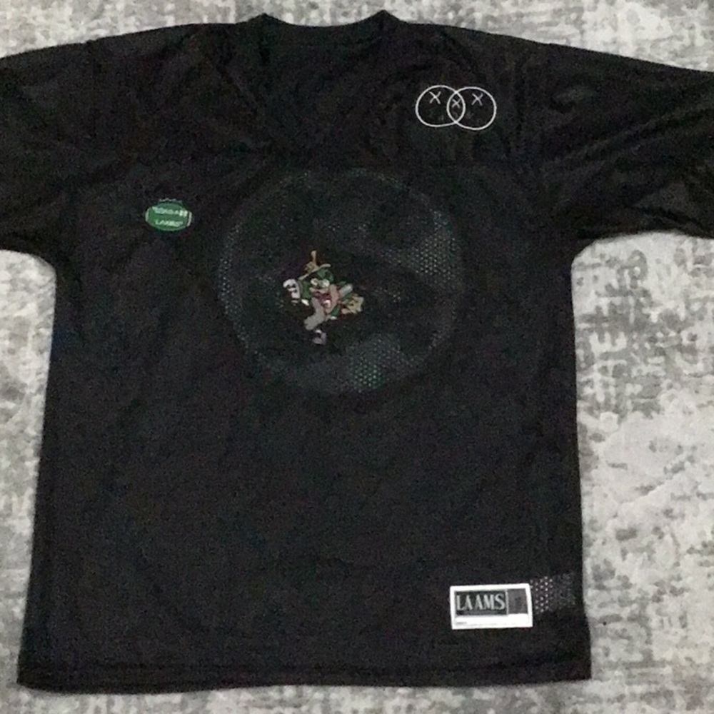 LAAMS mesh t shirt size medium